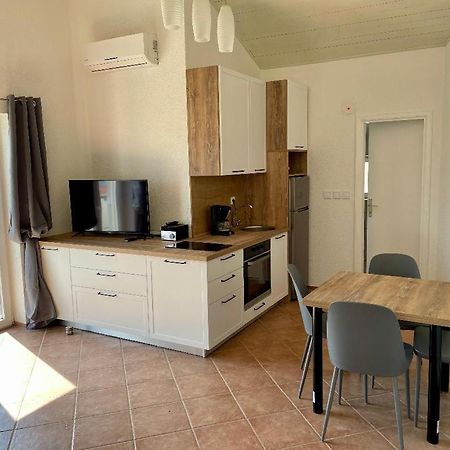 Apartment Josip ヴィル エクステリア 写真