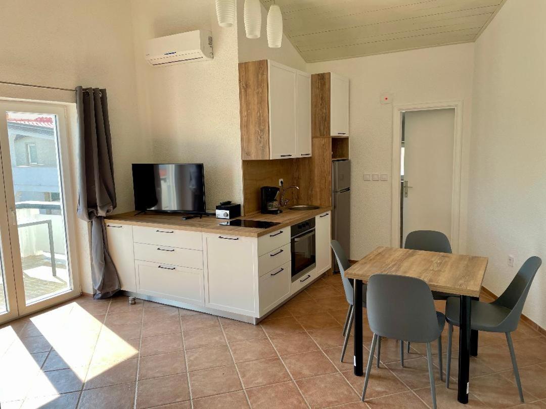 Apartment Josip ヴィル エクステリア 写真